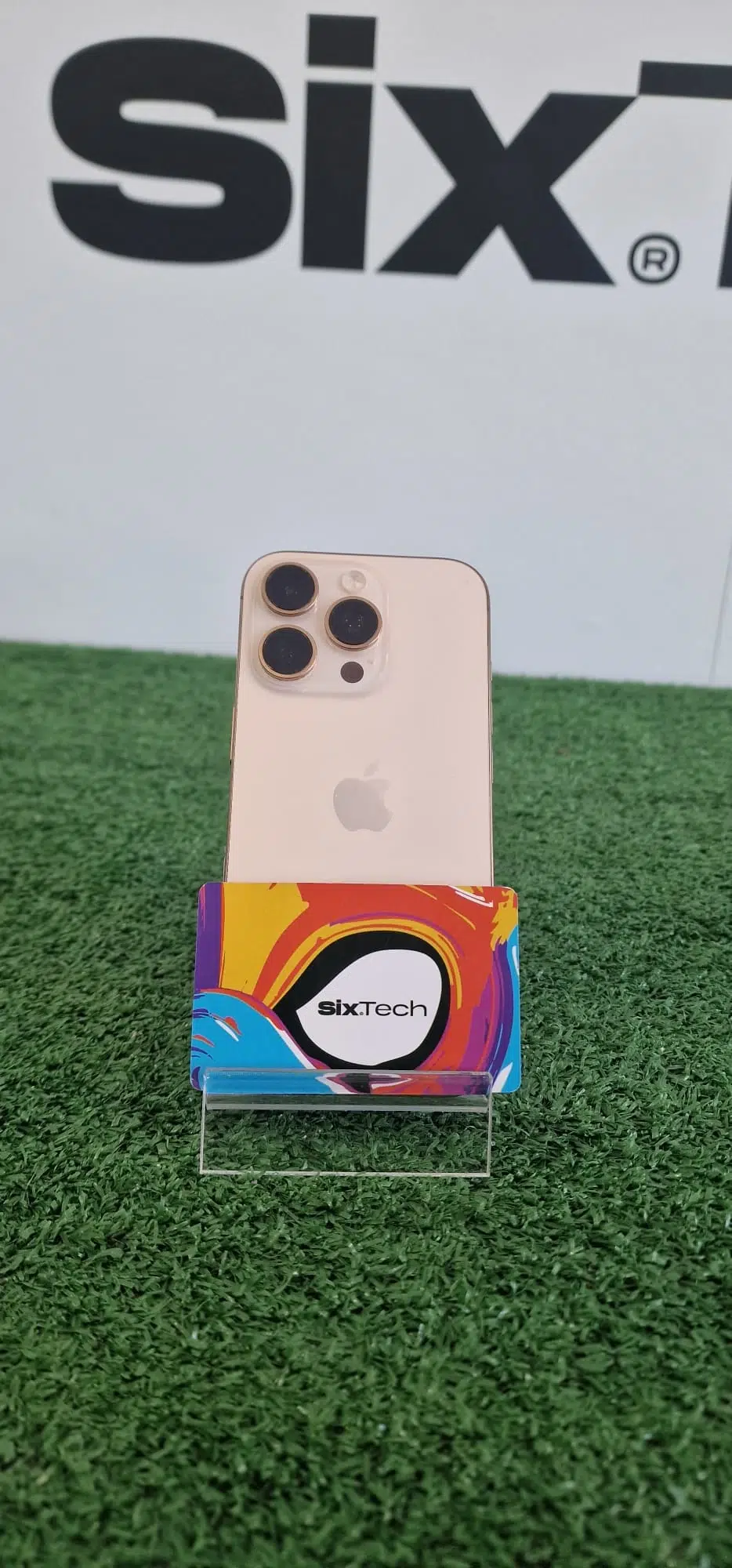 iPhone 16 Pro 256Gb Desierto- Segunda Mano Estado Excelente - 1 Año de Garantía - Imagen 3