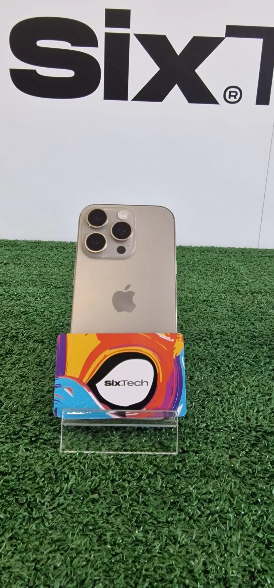 iPhone 16 Pro 256Gb Natural - Segunda Mano Estado Excelente - 1 Año de Garantía - Imagen 3