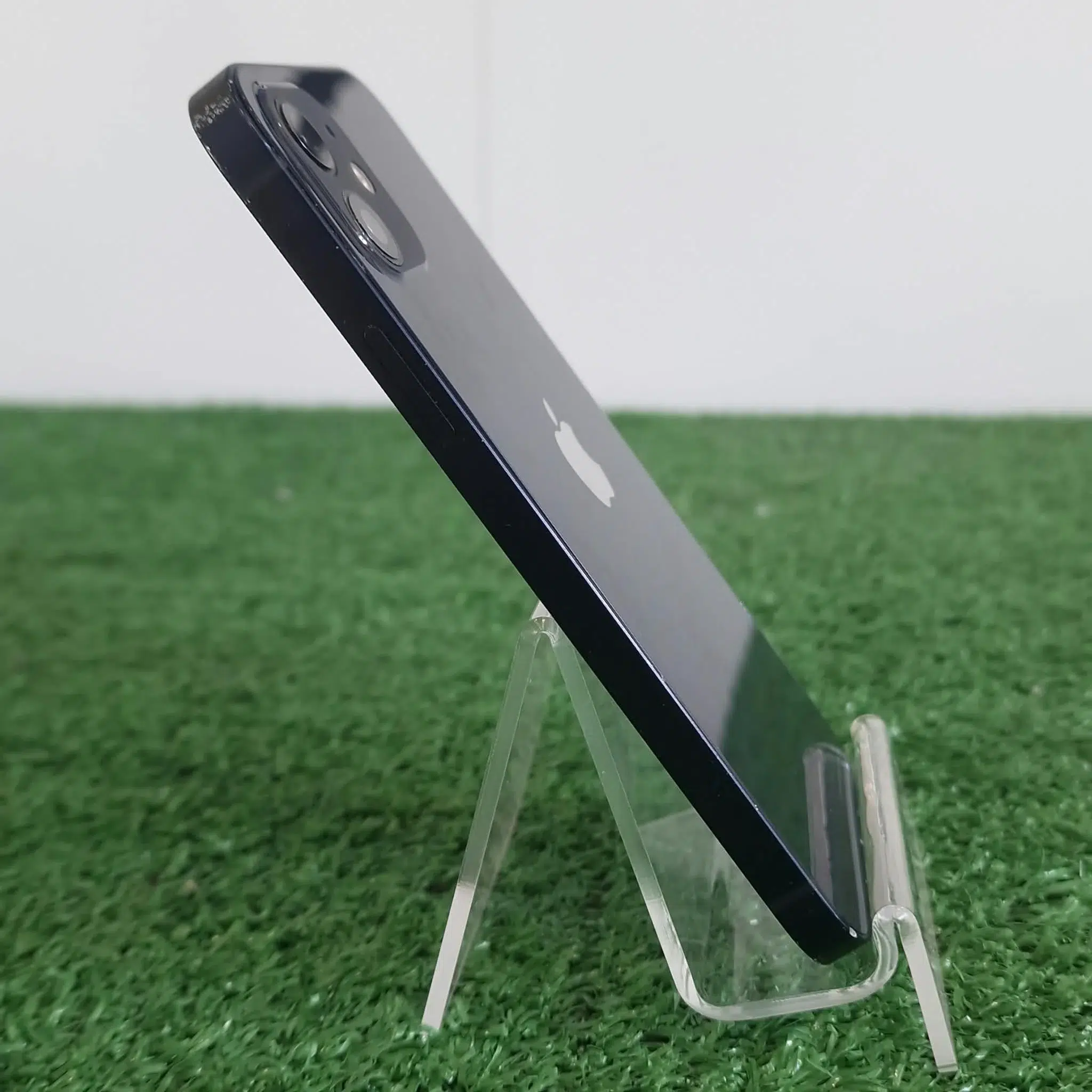 iPhone 12 Negro – Segunda Mano en Estado BUENO | 1 Año de Garantía - Imagen 4